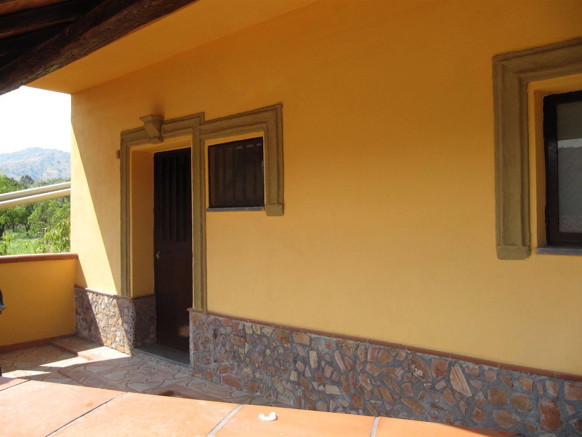 Agriturismo Ghiritina Francavilla di Sicilia Exterior foto